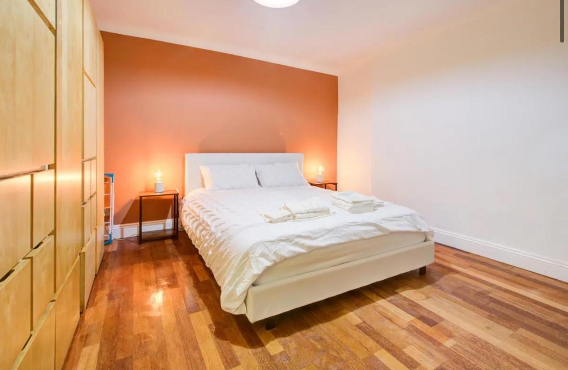 Beautiful Oasis 1 Bed Sleeps 3 Appartamento Londra