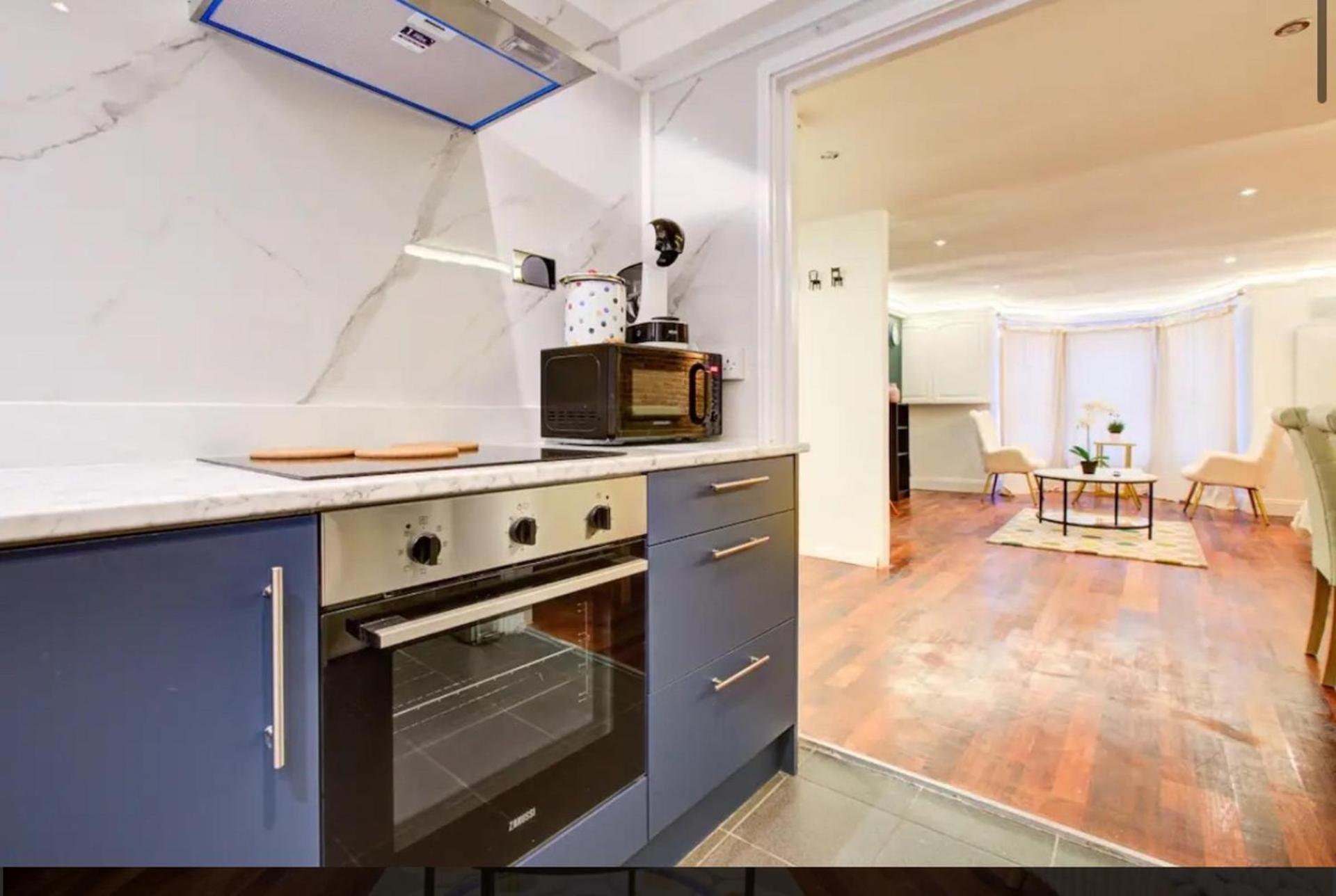 Beautiful Oasis 1 Bed Sleeps 3 Appartamento